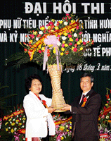 Đại hội thi đua phụ nữ tiêu biểu xuất sắc tỉnh Hưng Yên lần thứ II